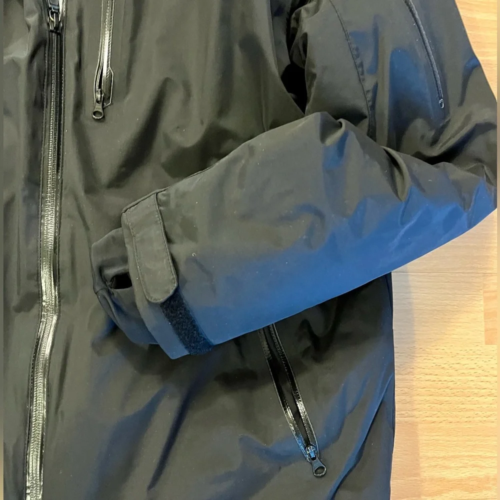 Neiman Marcus Men’s Nylon Full-Zip Bomber Black Jacket Large